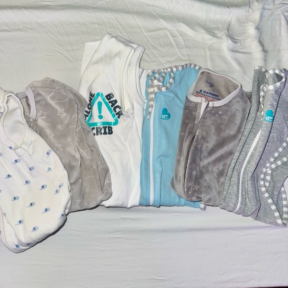 Bundle of 6 Baby Sleep Sack and Onesie Set. Newborn and small size!